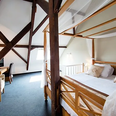 De Flandre Hotell 4*